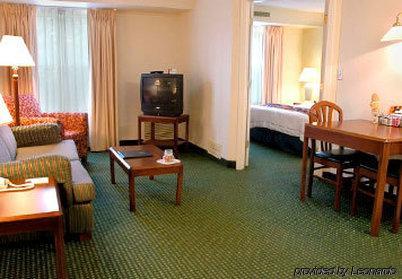 Gatehouse Suites East Lansing Camera foto